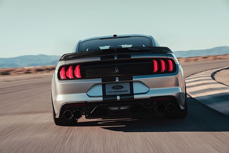 阔别17年 福特mustang mach 1音速归来_易车