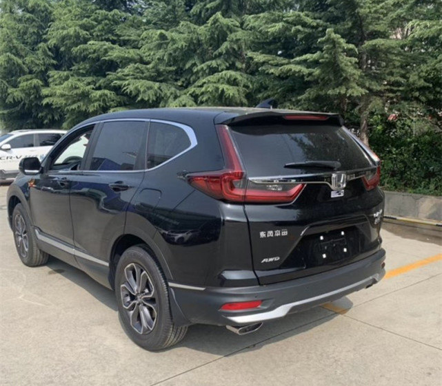 2020款东风本田crv相继到店换装凶悍前脸15t榨出193马力