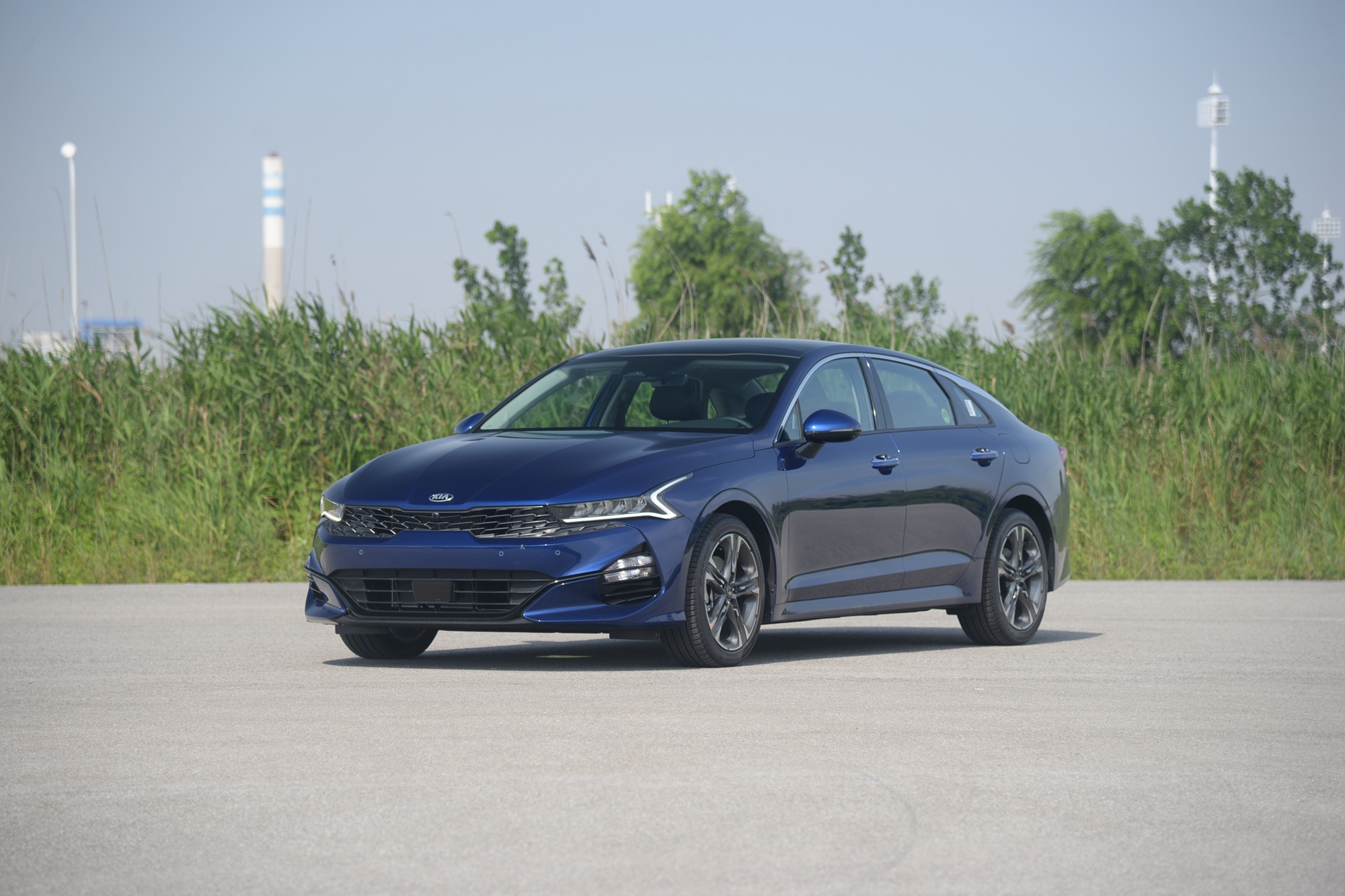 颜值高配置厚道试驾体验史上最帅k5