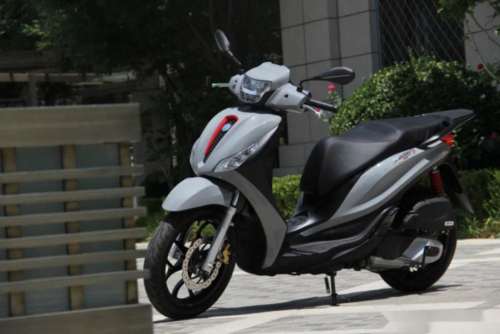 28800元起2020比亚乔medley150abs款发布