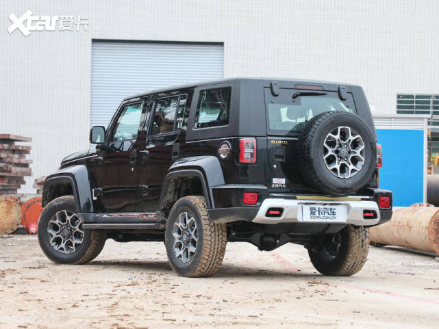 北京bj40 plus卓越版上市 售18.98万起