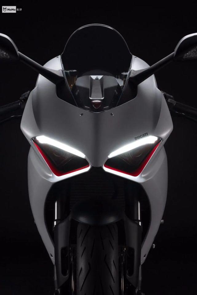 杜卡迪推出panigalev2白色rosso涂装
