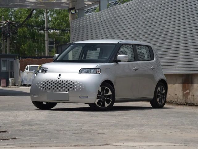 呆萌女神座驾欧拉白猫预售758万起续航达401km