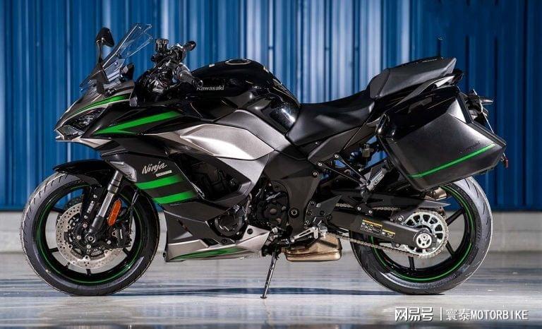 "百变新君"2020款川崎ninja 1000sx试驾心得