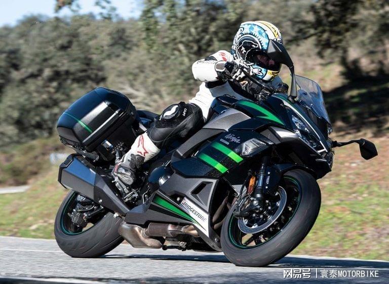"百变新君"2020款川崎ninja 1000sx试驾心得
