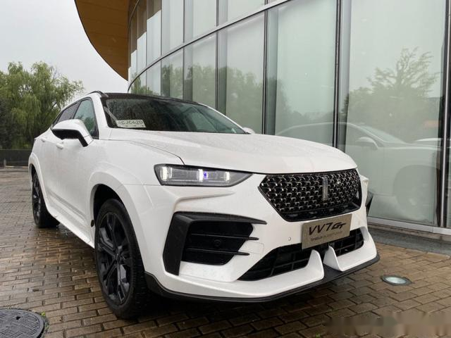 weyvv7gt上市之初便凭借其够高颜值吸引到够高关注度,而此次巴博斯对