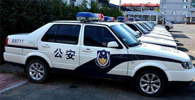 中国警车改头换面不再用合资车此车一亮相彰显大国风范