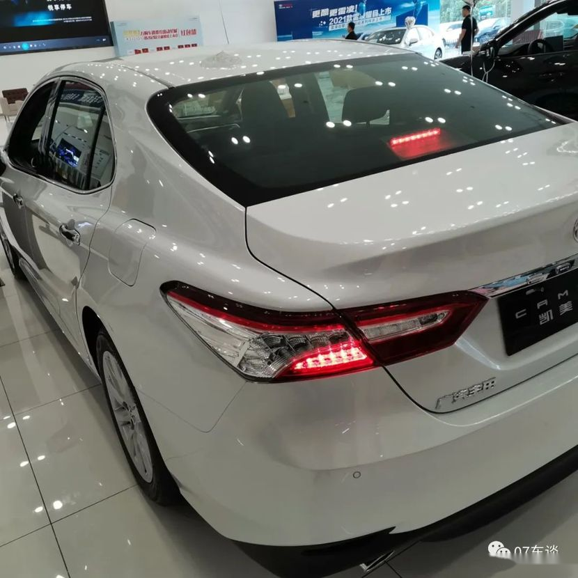 新改款豐田凱美瑞買哪款 2.0l cvt還是2.5l 8at?_易車