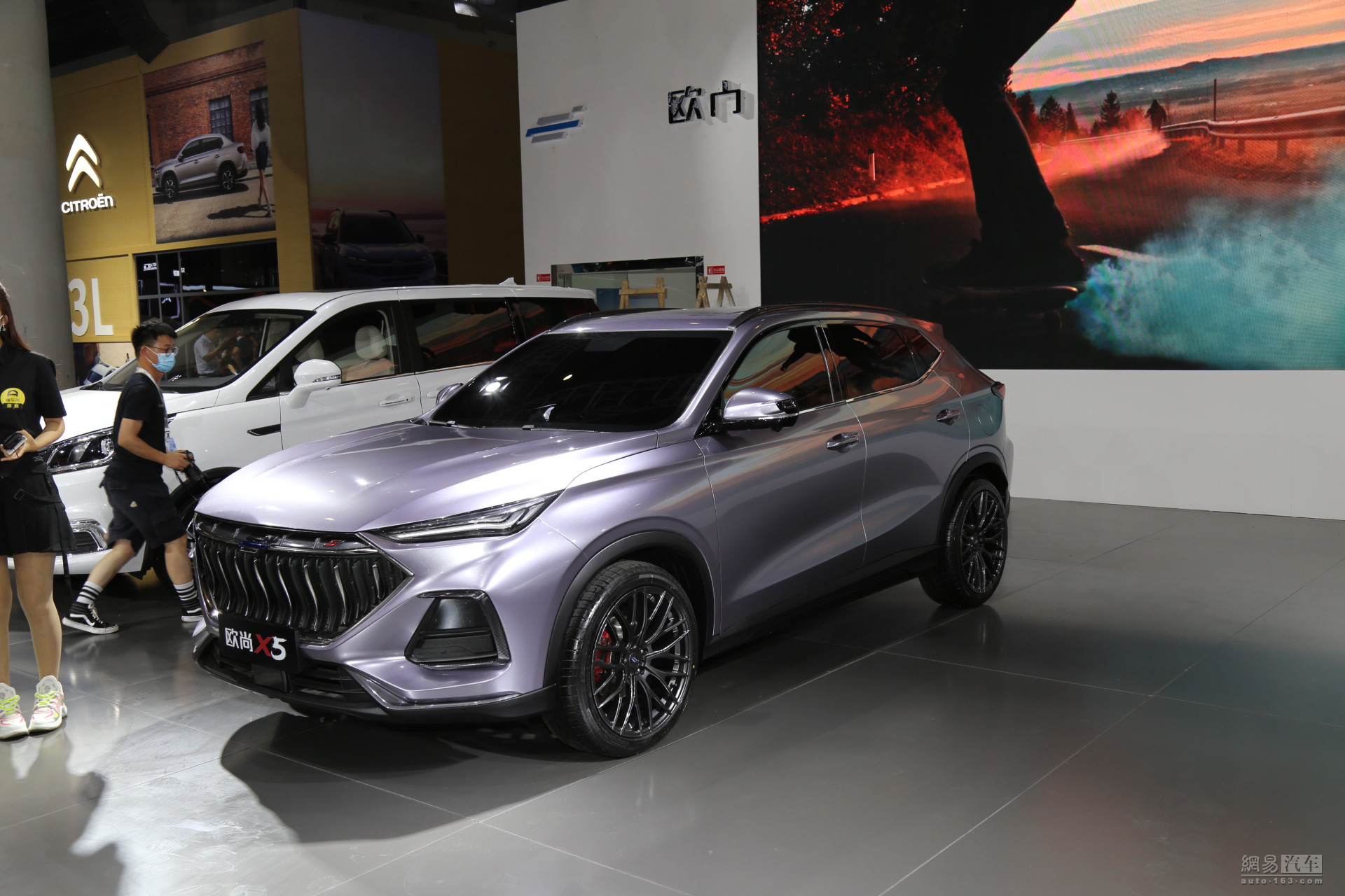 内饰真容明天再揭晓长安欧尚x5展前曝光