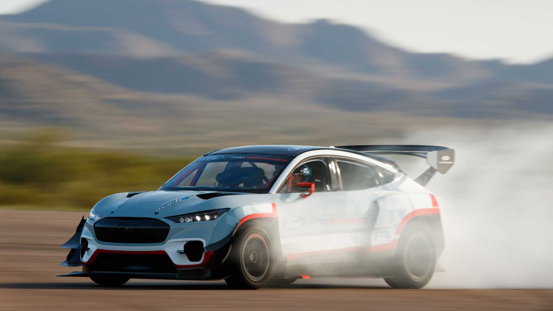 不节能的新能源7台电机的mustangmache发布