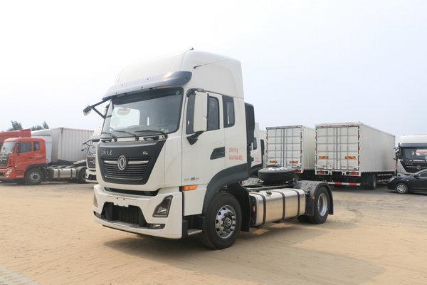 搭载465马力发动机这款东风天龙kl牵引车跑快递太实用了