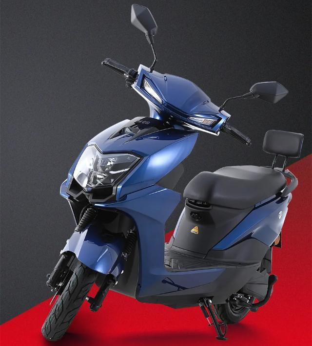 台铃推出新款电轻摩炫锋,配备y8动力电机,72v32ah大容量电池!_易车