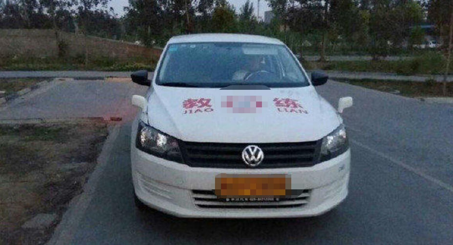 为何教练车多数是大众?卡罗拉不是更省油?教练:架不住学员毁车