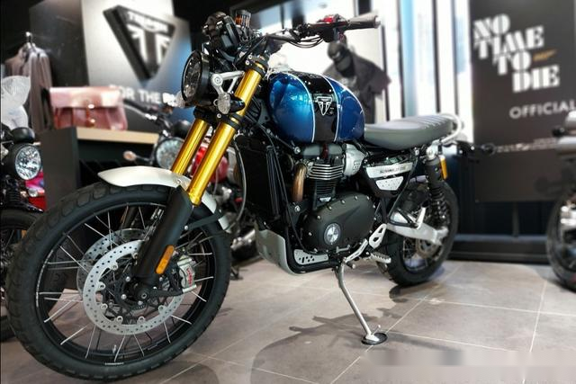 低扭強悍雙色可選擇凱旋雙缸攀爬車scrambler1200xe