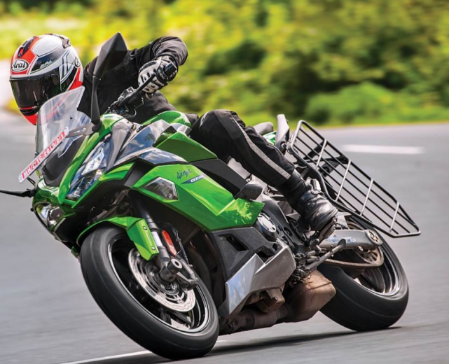 2020年川崎忍者1000sx:1000cc的骑手快乐体验