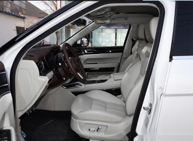 众泰t700已开启全面预售搭20t8at超大储物空间1068w起