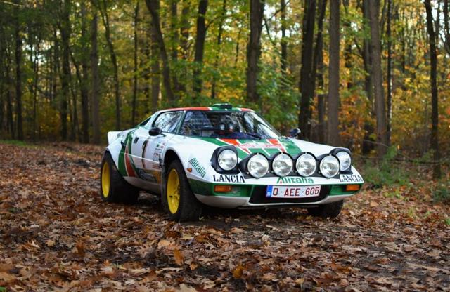 消失的经典汽车之"蓝旗亚"stratos zero