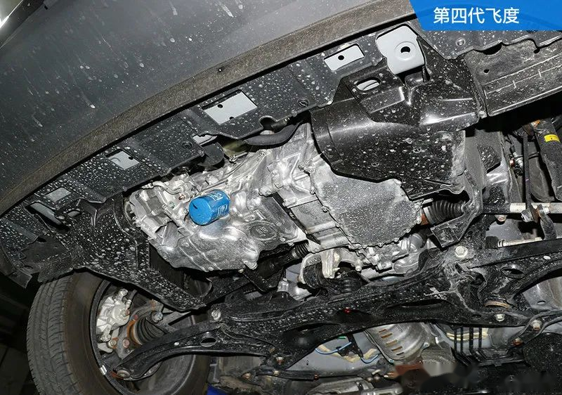 新飞度减配了底盘用料对比完结果出来了