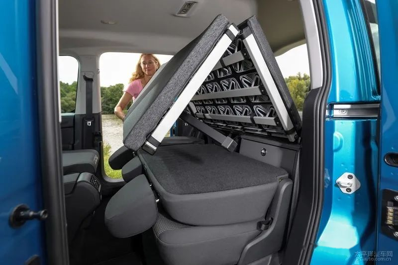 厨房卧室样样齐全大众开迪小型露营车发布