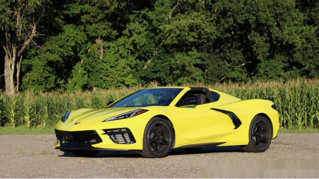 真正的平民超跑克尔维特c8