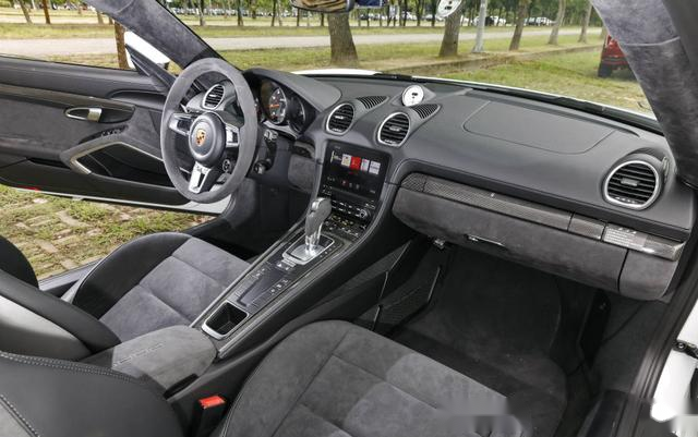 关于试驾保时捷718caymangts这里或许有你不知道的细节