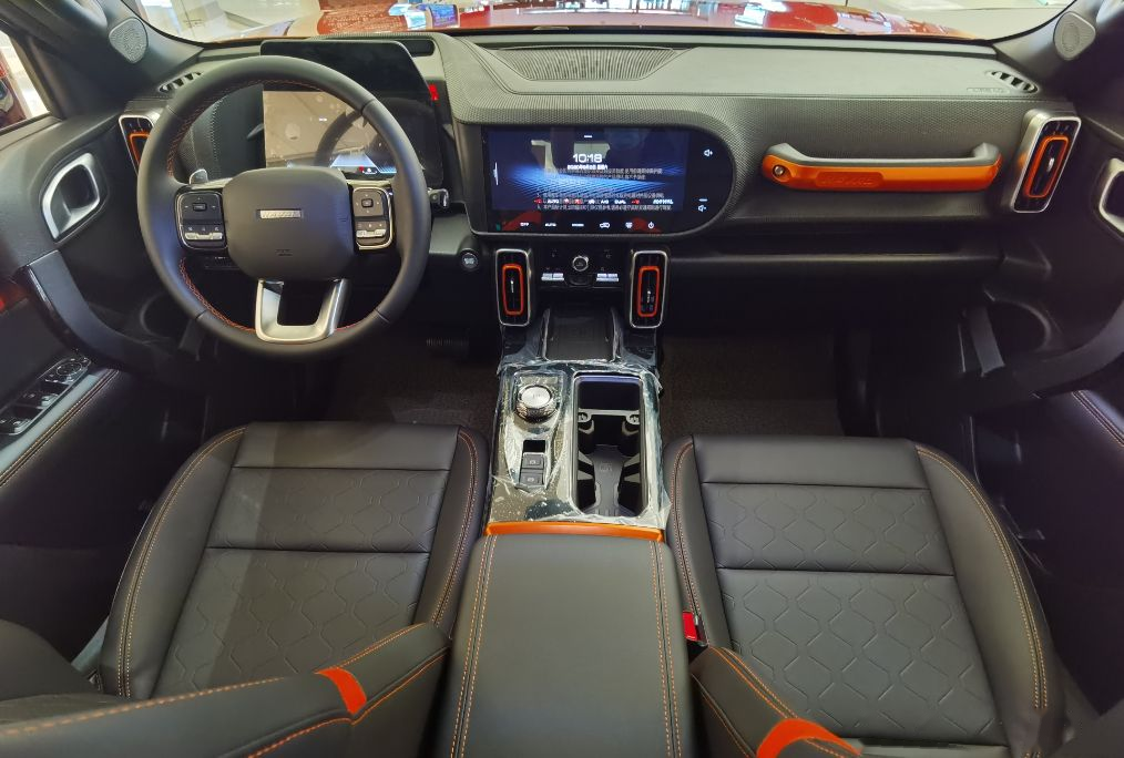 哈弗大狗内饰_上市