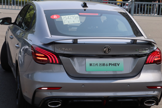 第三代名爵6phev上市官方指导价为14581728万元