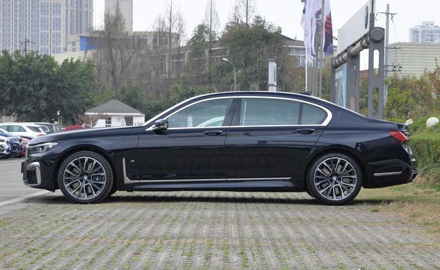 奔驰s450宝马740li奥迪a8l你会选择哪一个