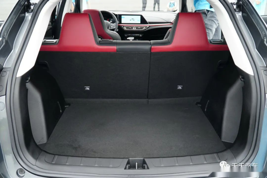 长安欧尚x5后备箱空调扭矩