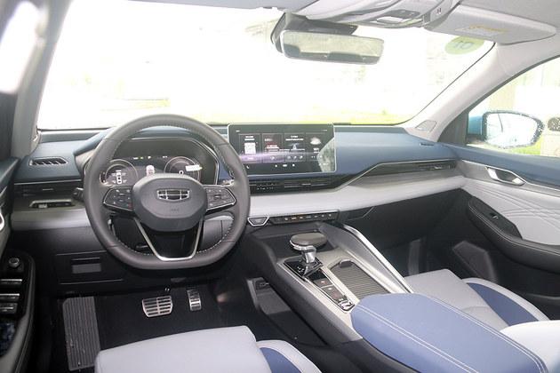 外形看着像极了沃尔沃s60 实拍吉利preface