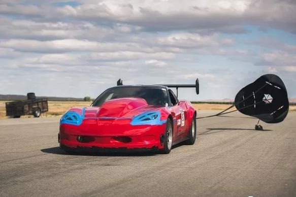 最快陆地飞行器暴力美学科尔维特c6勇破2800匹