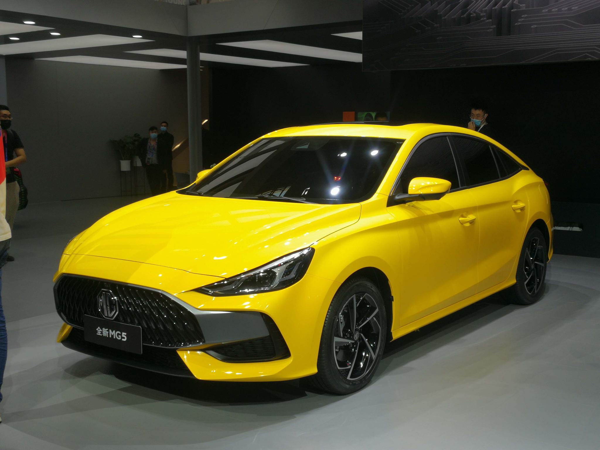 2020北京车展名爵mg5亮相提供两种动力版本