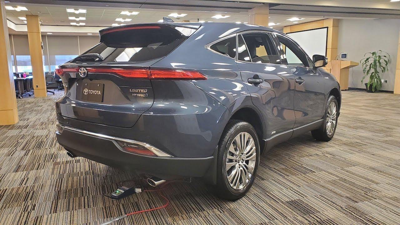 2021款丰田威飒实车现身,汉兰达同平台,它长得像神车吗