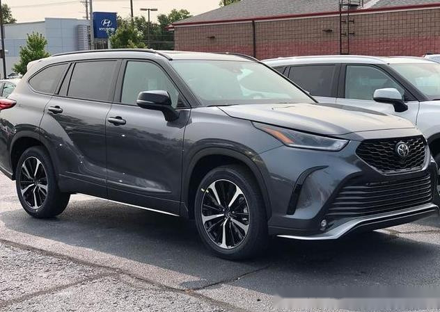 全新丰田汉兰达xse实拍前脸造型霸气搭35l