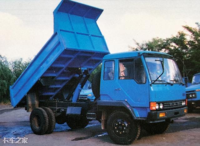 开过这款车的老司机都退休了吧?扒一扒解放六平柴卡车发展史