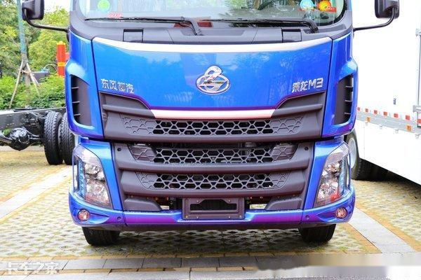 综合油耗大幅下降挣钱机器蓄势待发实拍柳汽新乘龙m3中卡