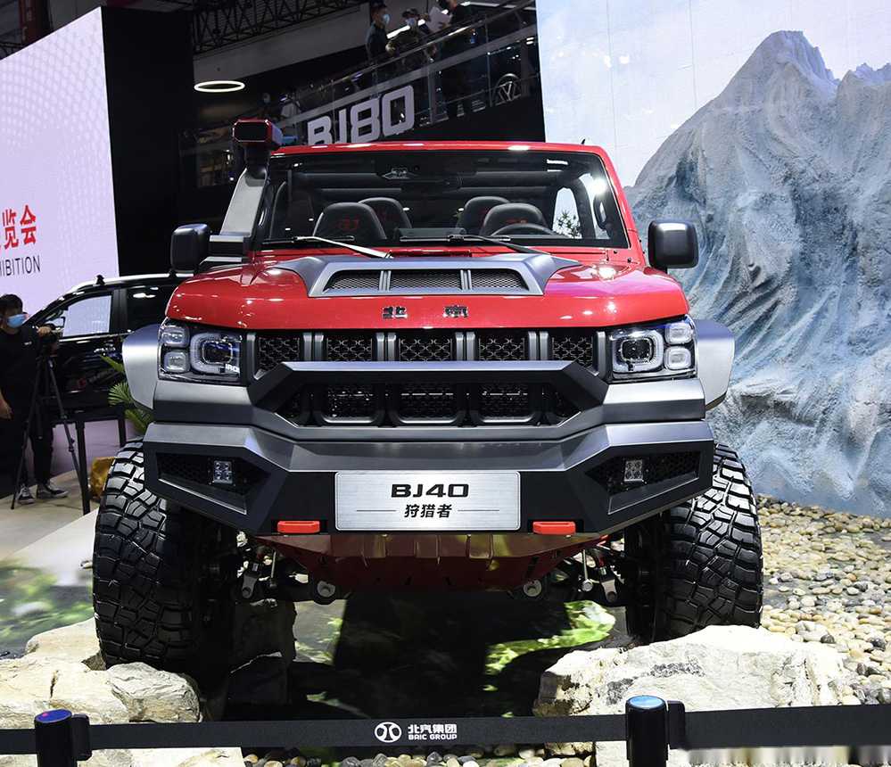 北京bj40狩猎者版亮相外观十分霸气22赛车座椅布局