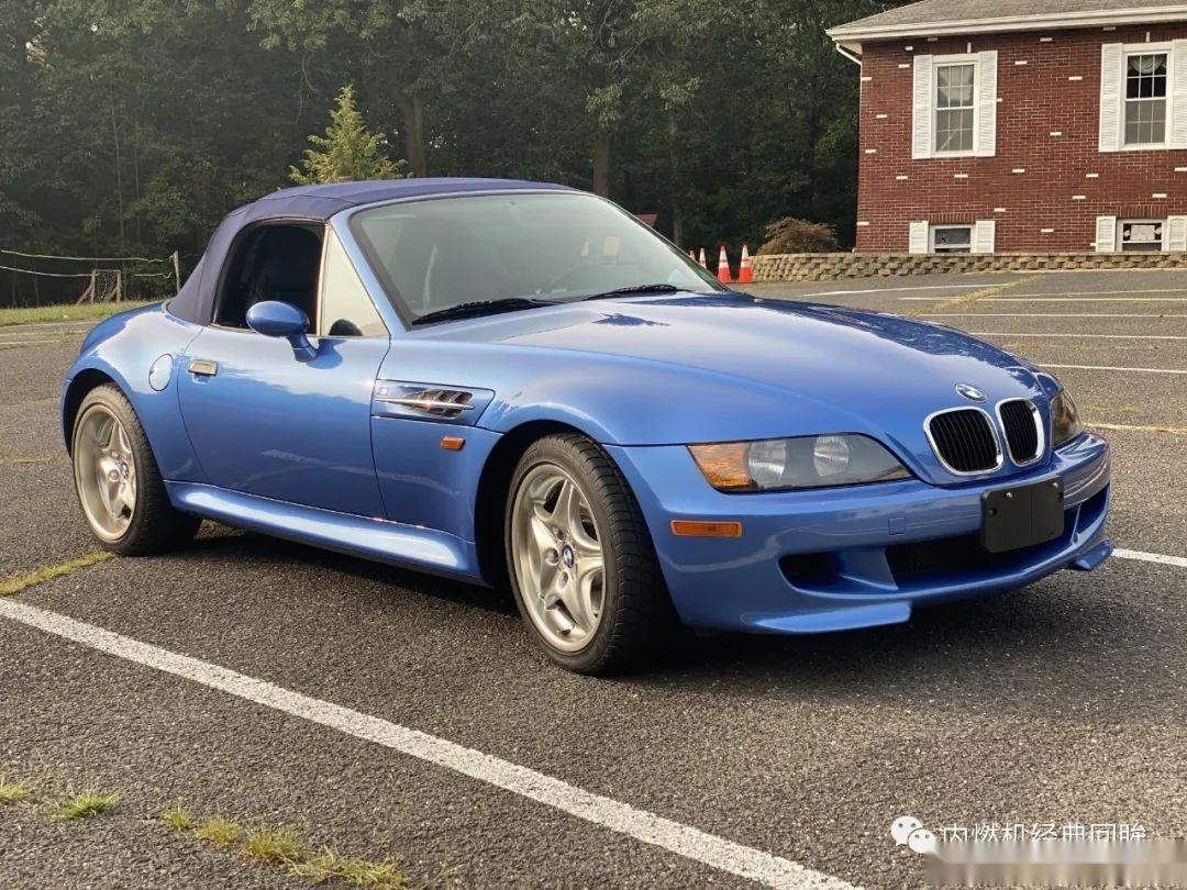 宝马z3m敞篷跑车