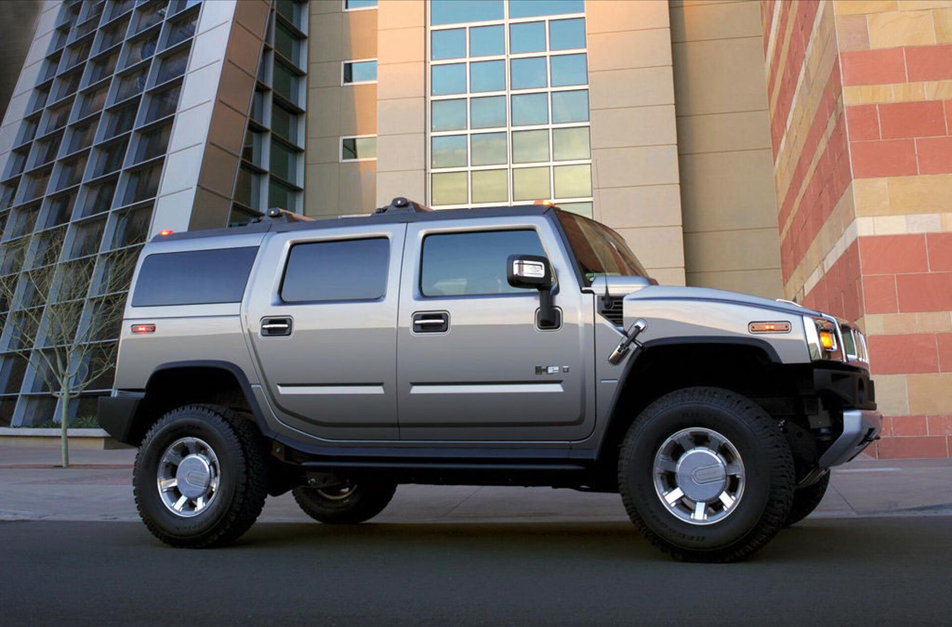 新款悍马suv曝光纯电输出1000马力空气悬挂四驱真霸气