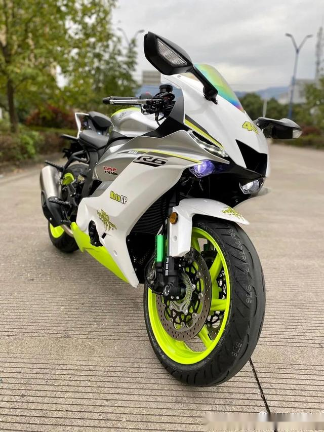国产r6珠峰摩箭500一比一新款雅马哈yzfr6外形工程样车