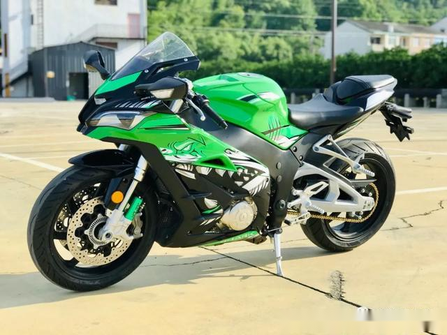 国产r6珠峰摩箭500一比一新款雅马哈yzfr6外形工程样车