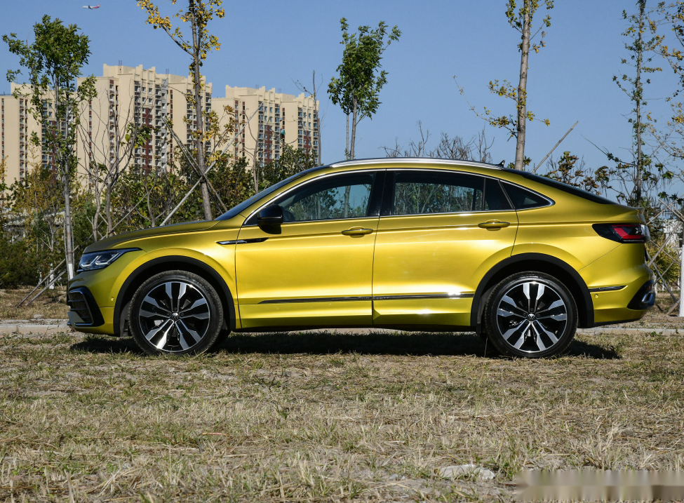 大众又一跨界车来了,2.0t爆220马力,配四驱 双独悬,轴距近2米8