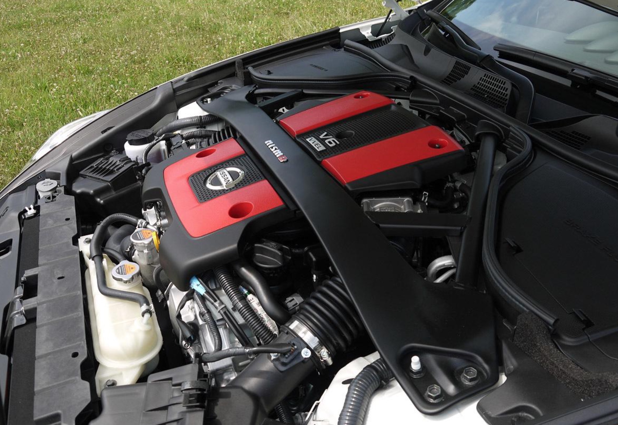 日产也有小钢炮搭载v6发动机406马力42s破百2021年上市