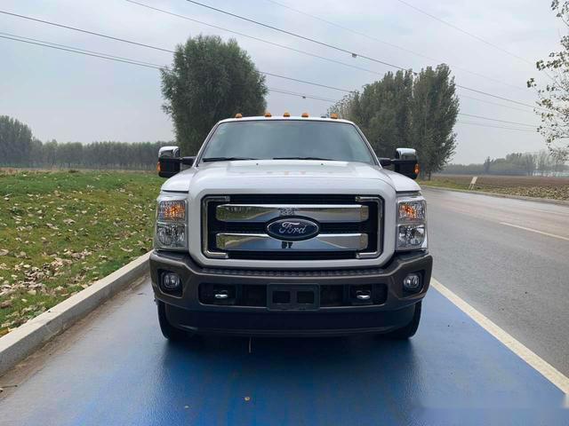 大块头福特巨型皮卡——f350_易车