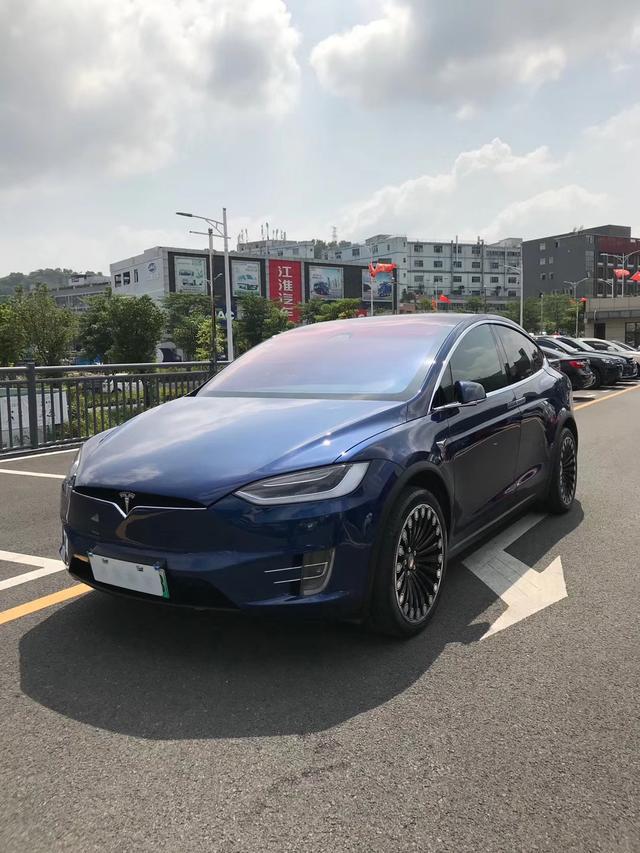 这是特斯拉于2018年获得许可的纯电动汽车,广东b车来源,目前行驶48