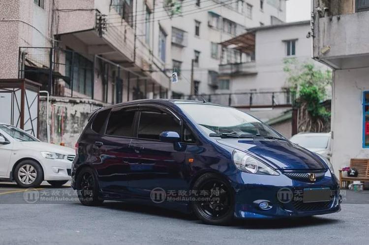 本田初代飞度精品改装案例