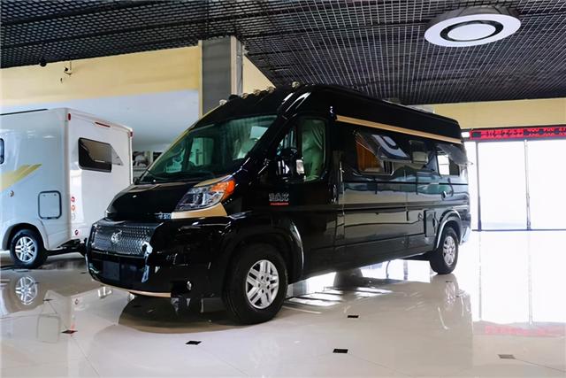2020款道奇公羊定制b型商务房车v6大排量商旅两用房车