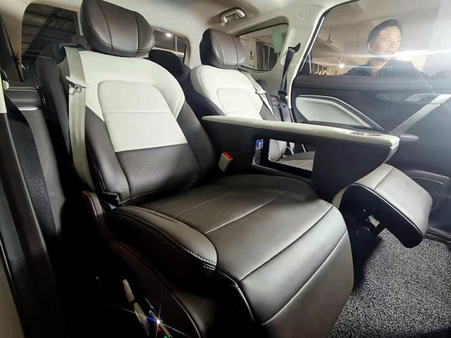 吉利嘉际把中排舒适性再次提升到最大的方法