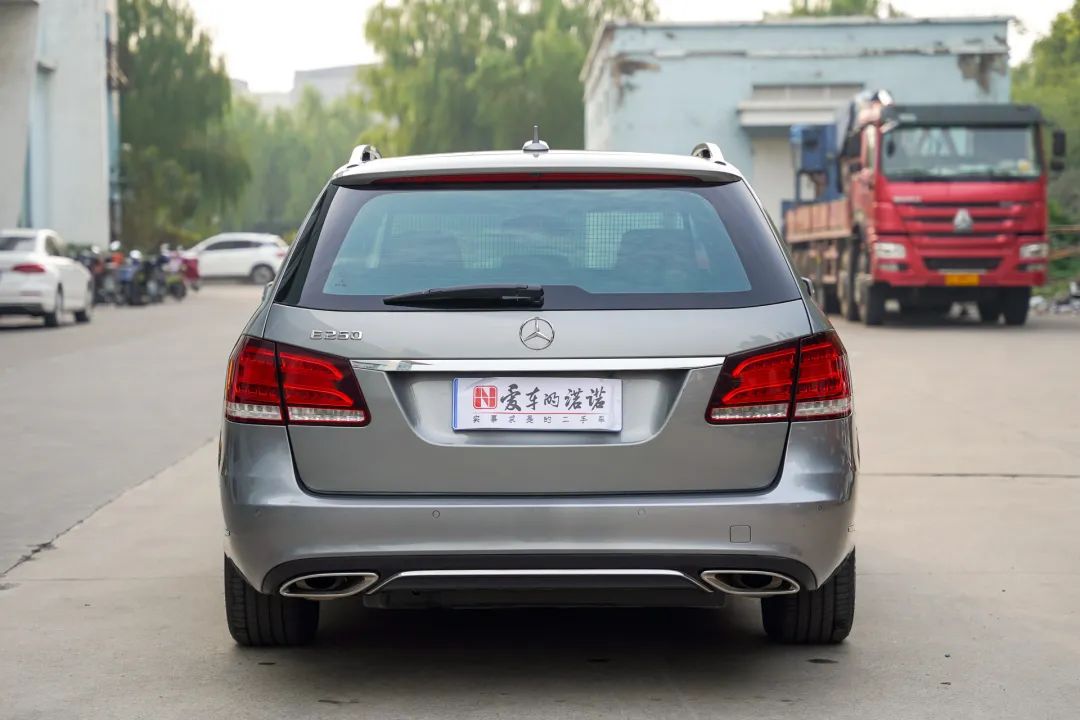 数量屈指可数的奔驰7座旅行车见过没