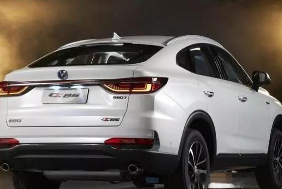 国产x6长安cs85正式上市配置很高样子是最大卖点